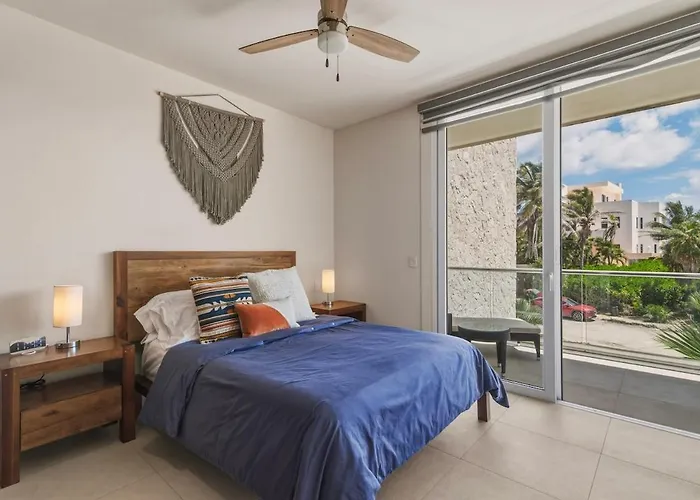 Apartment Coral Access 7 Rooftop Pools Gym 4 Ground Pools