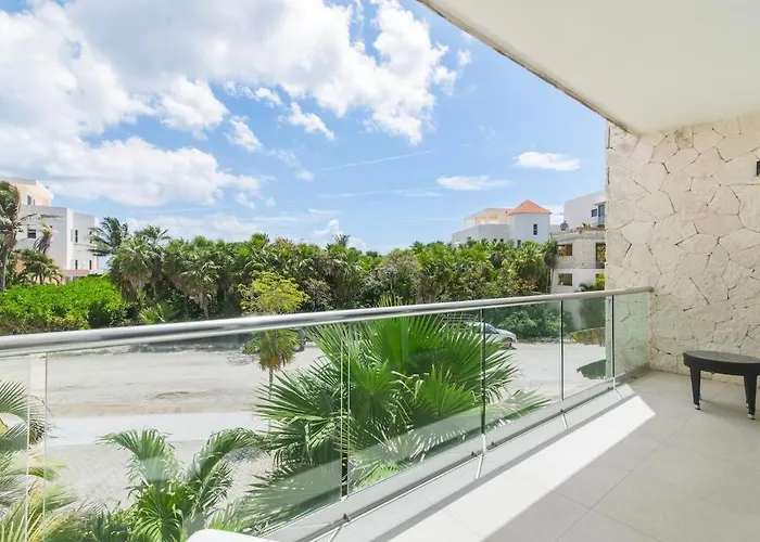 Apartment Coral Access 7 Rooftop Pools Gym 4 Ground Pools