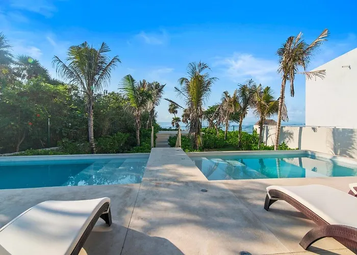 Coral Access 7 Rooftop Pools Gym 4 Ground Pools Apartment Akumal